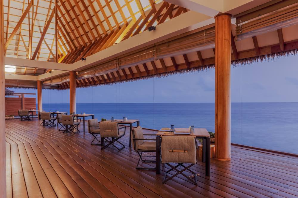 Marlin Seafood Restaurant & Wine Bar at Cinnamon Velifushi thumbnail 2